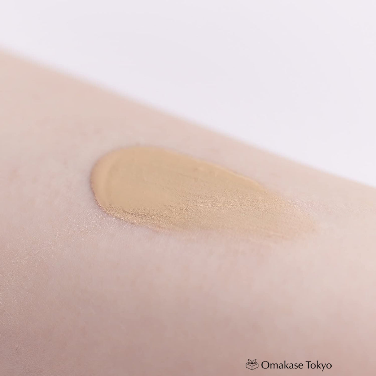 Chifure UV Liquid Foundation 23 Pink Ocher 30ml Fragrance-Free
