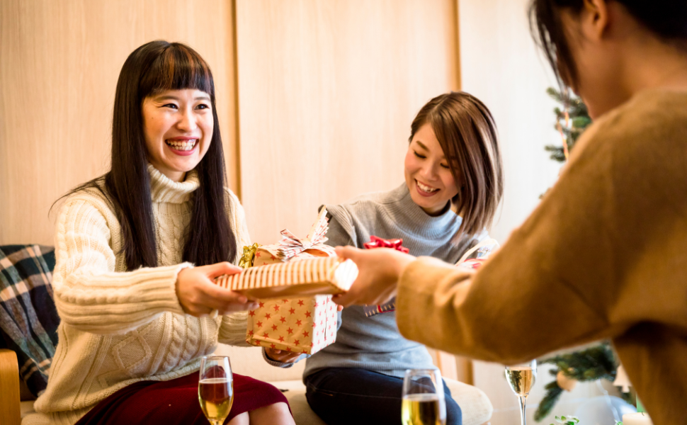 10 Secret Santa Gifts Under $20 That Don't Suck (Trust Me on This)