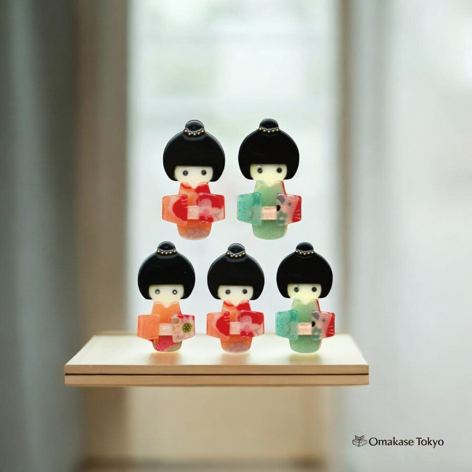 Lot de 5 aimants pour poupée en bois Kokeshi