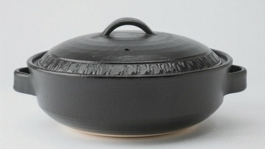 Black Banko Donabe Japanese Clay Pot for 3 to 4 persons
